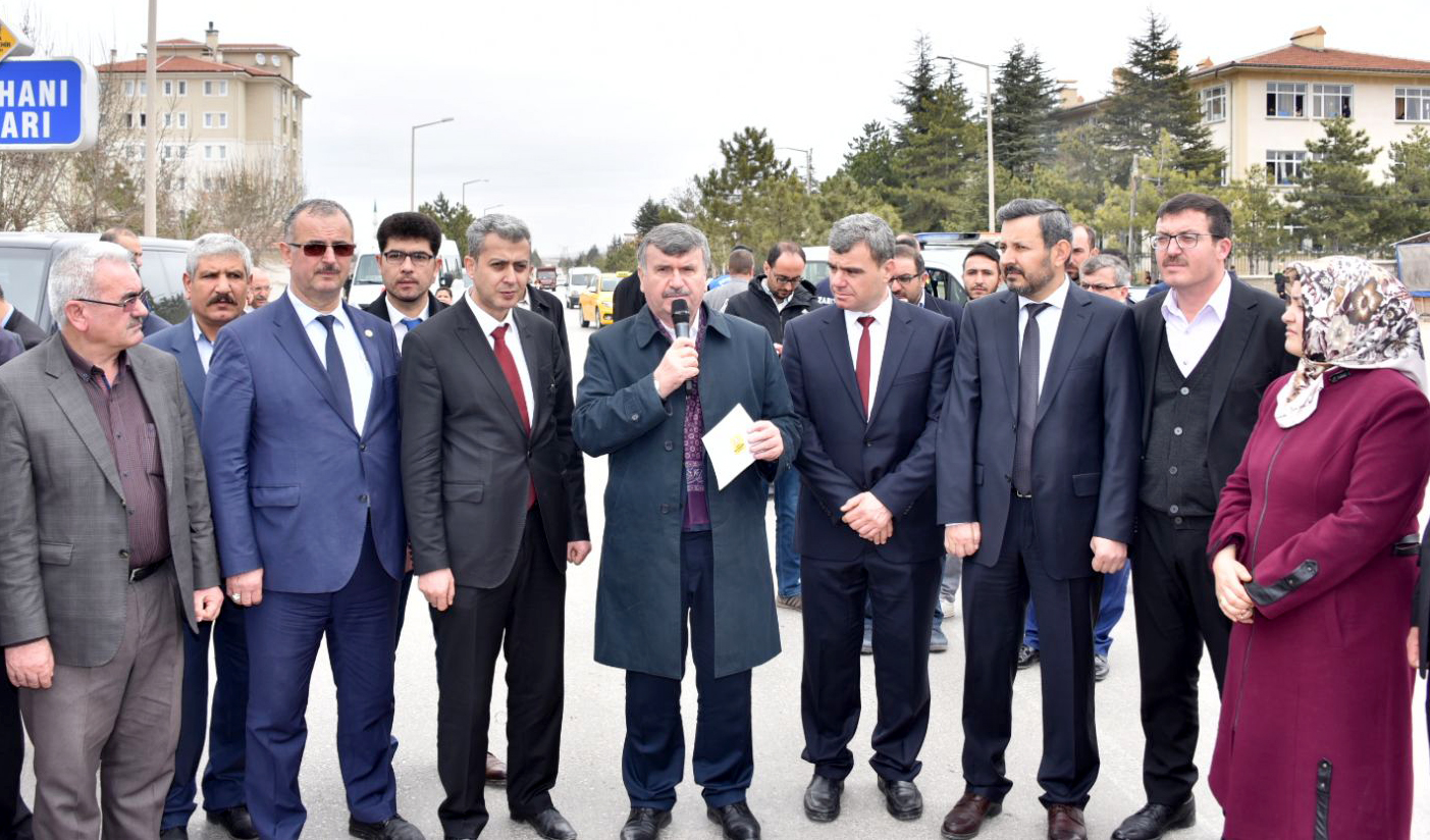 Kadınhanı'nda Büyükşehir Yatırımları Tam Hız Devam Ediyor