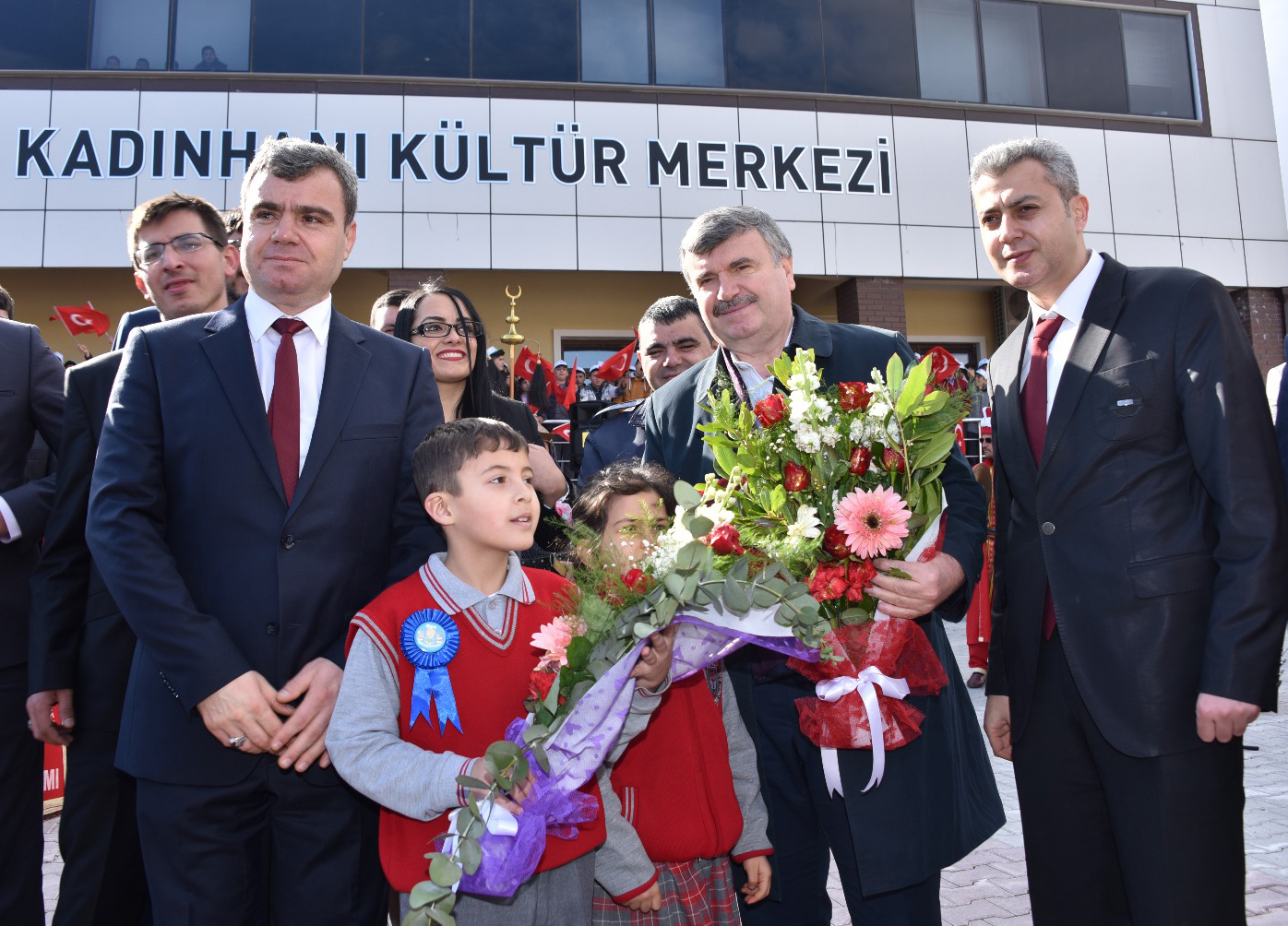Kadınhanı'nda Büyükşehir Yatırımları Tam Hız Devam Ediyor