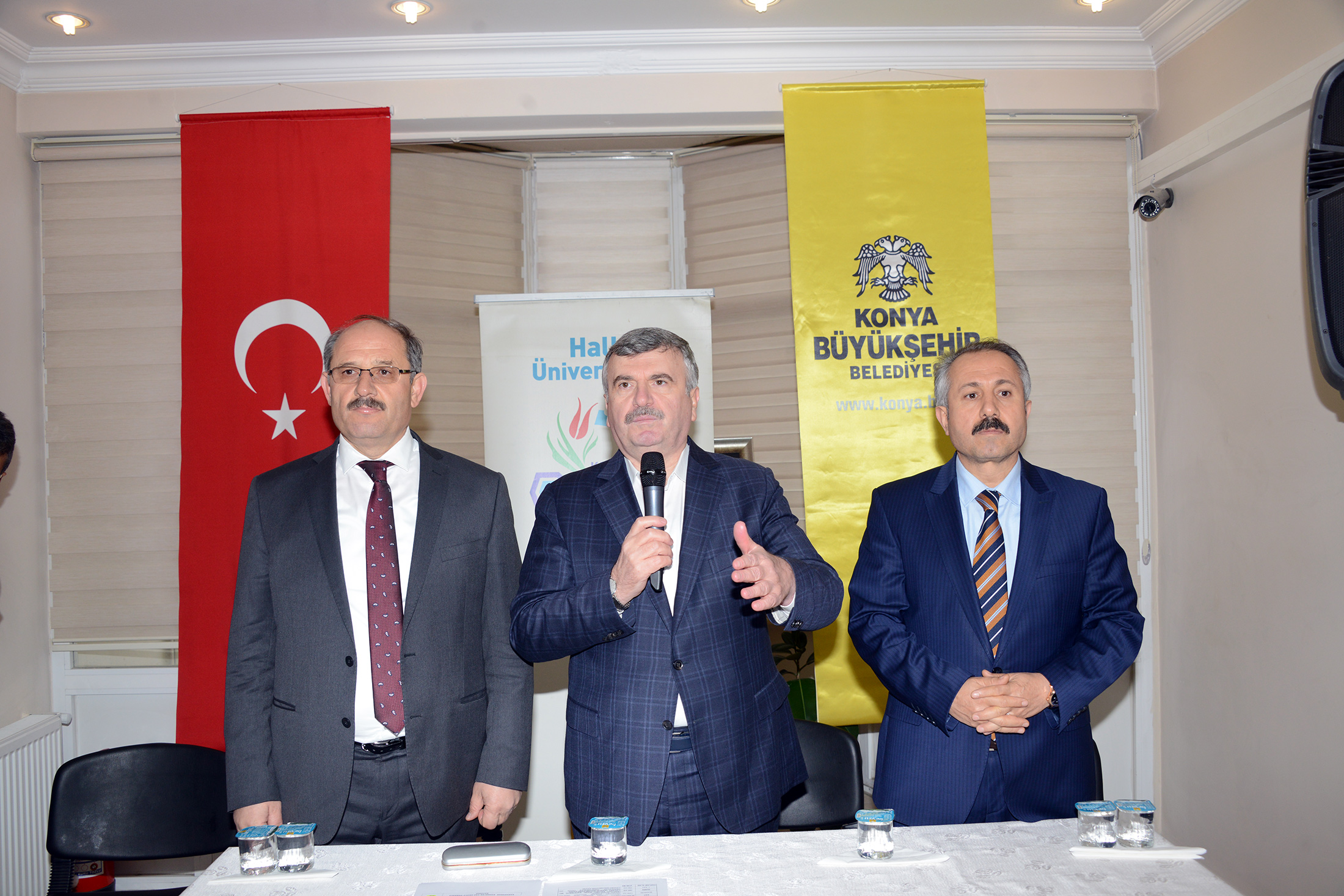 Toplumsal Dokuyu Güçlendirmek İçin Çalışıyoruz