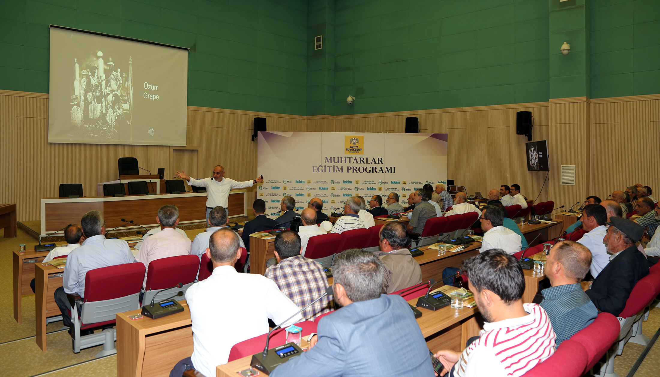 Muhtarlara Yönelik Eğitim Seminerleri Başladı