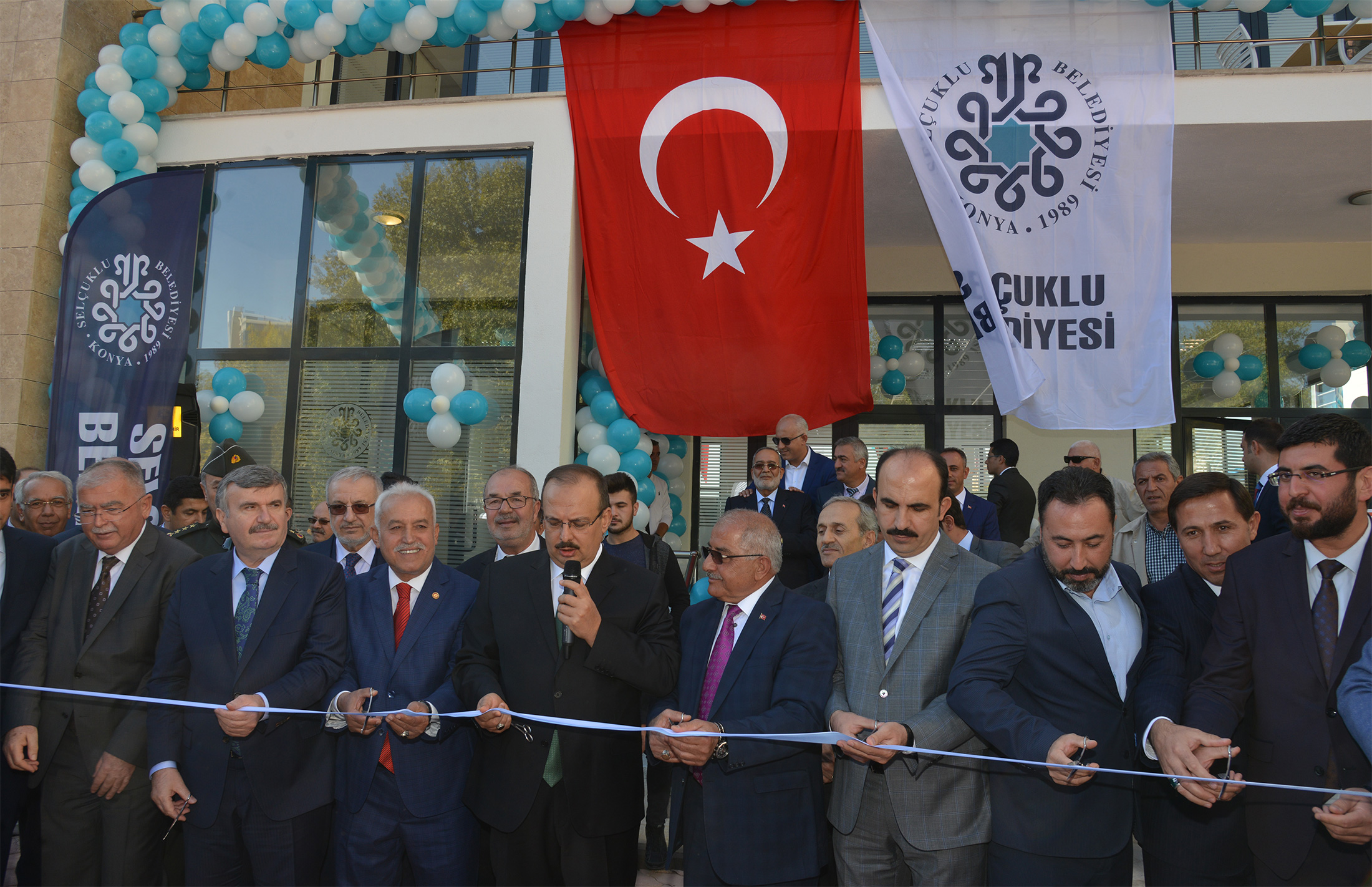 Muhtarlar Halkımızla Bütünleşen Bir Anlayışı Temsil Ediyor