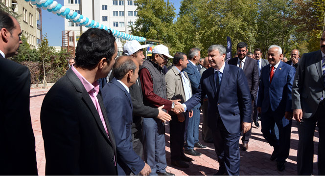 Muhtarlar Halkımızla Bütünleşen Bir Anlayışı Temsil Ediyor