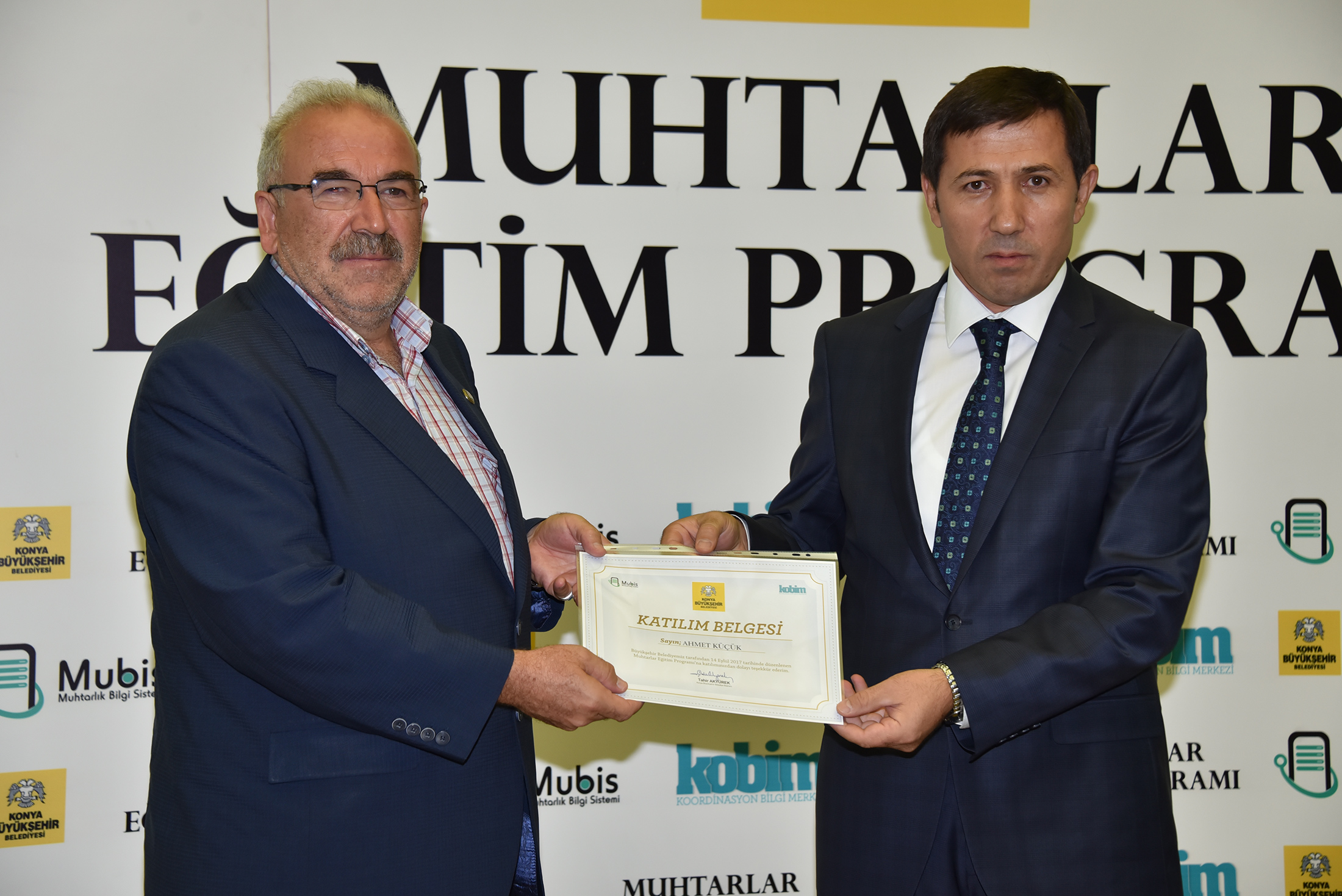 Muhtarları Belediyelerin Mahallelerdeki Gönüllüsü Olarak Görüyoruz