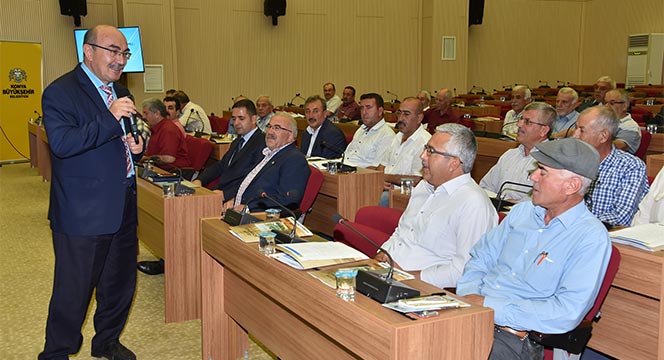 Muhtarları Belediyelerin Mahallelerdeki Gönüllüsü Olarak Görüyoruz