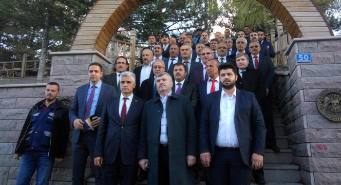 Dünyaca Ünlü Kalp Cerrahı Mustafa Öz'ün İsmi Bu Parkta Yaşatılacak