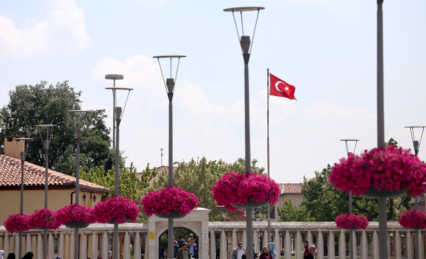 Konya'nın Caddeleri Çiçek Açtı