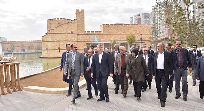 İhlasla, Samimiyetle Konya'nın Temiz İmajına Zarar Vermeden Çalışmalıyız