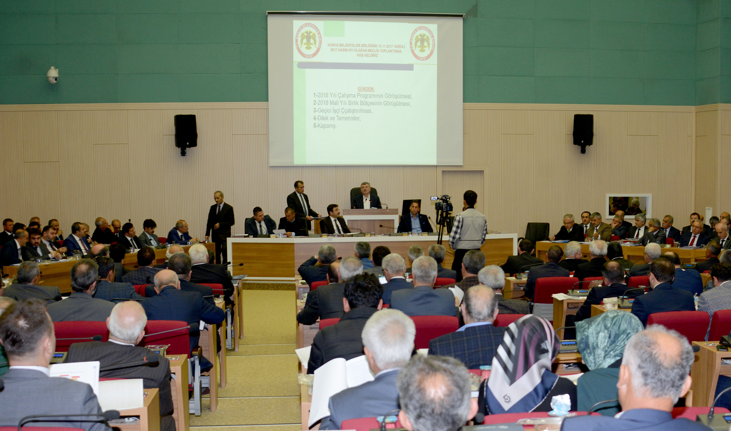 Kalehan-Ecdat Bahçesi'nin İsim Sahipleri Ödüllerini Aldı
