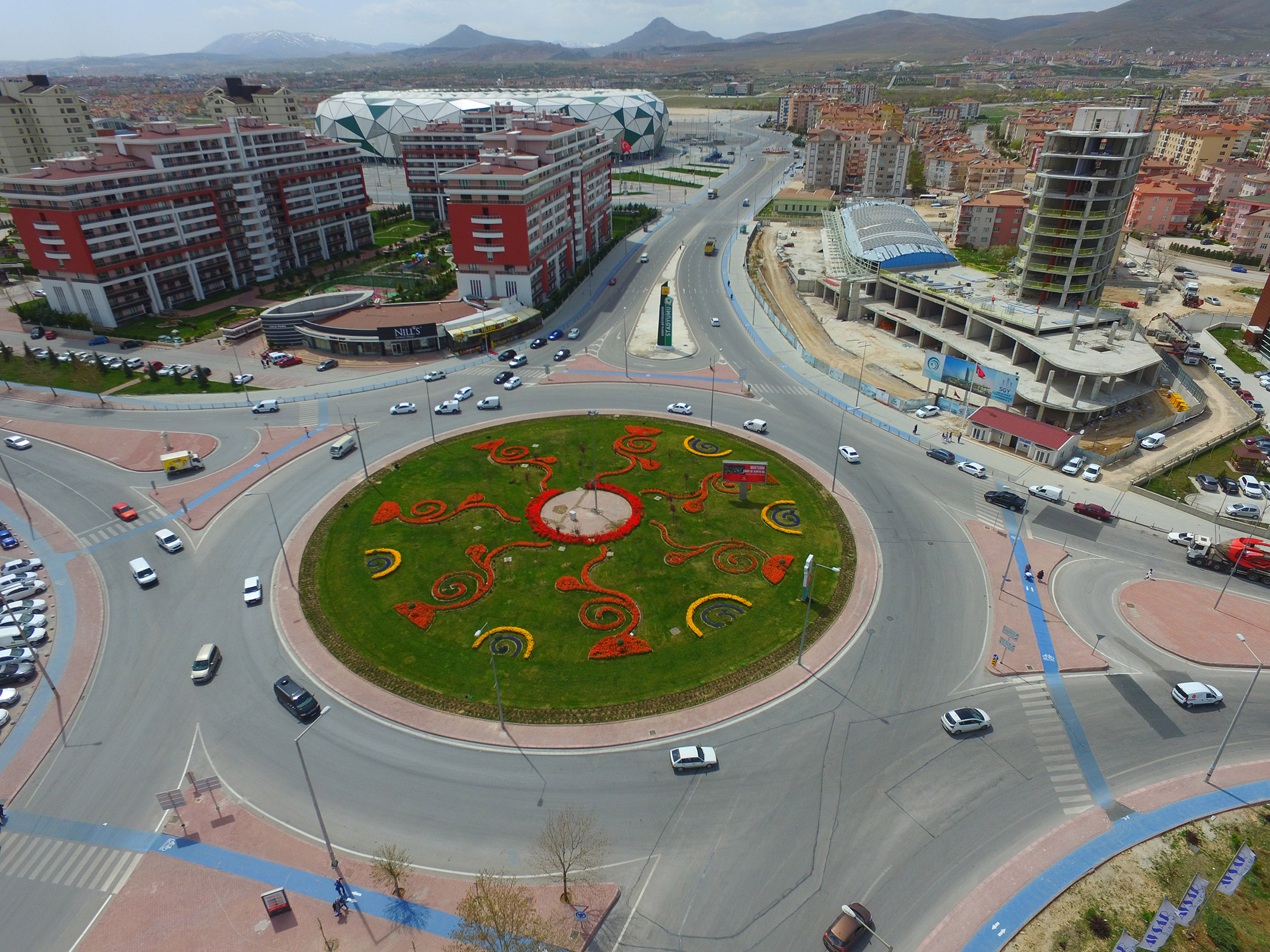 Konya'da 'Lale Mevsimi' Bir Başkadır
