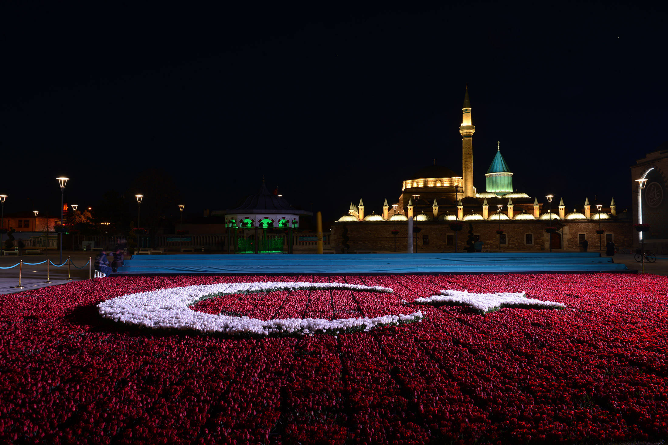 Konya'da 'Lale Mevsimi' Bir Başkadır