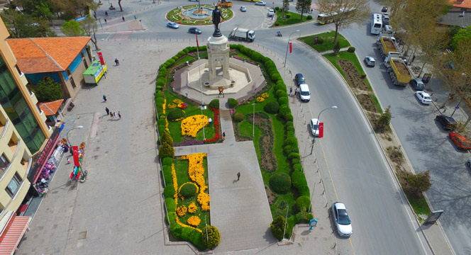 Konya'da 'Lale Mevsimi' Bir Başkadır