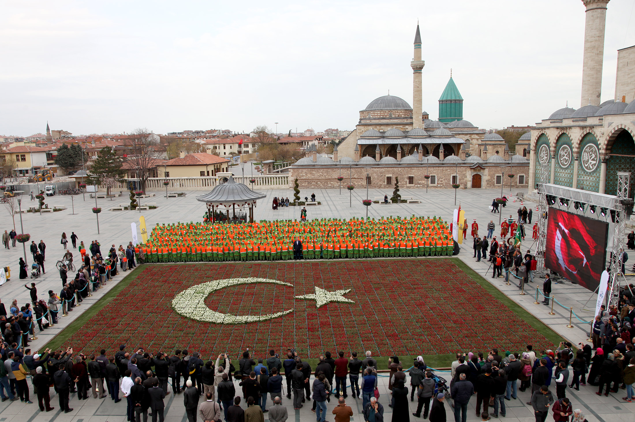 Konya, Cumhurbaşkanı Erdoğan'ı Türk Bayrağı Rekoru İle Karşılıyor