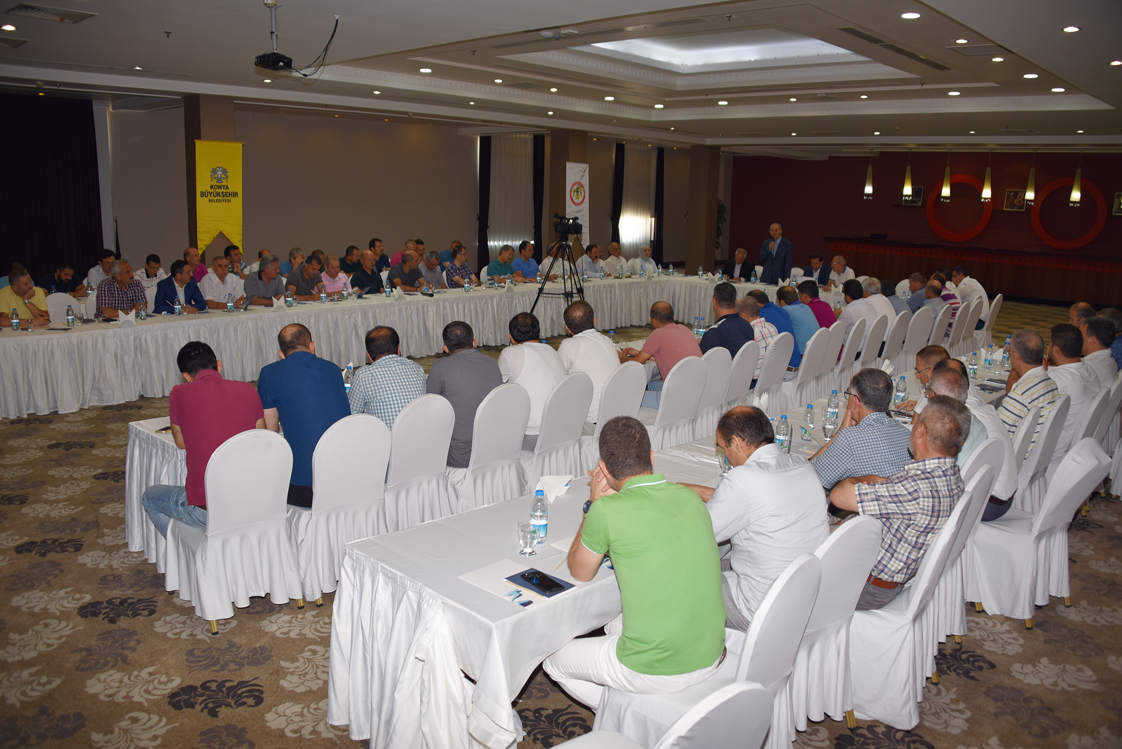Büyükşehir'den Şube Müdürlerine Eğitim Semineri