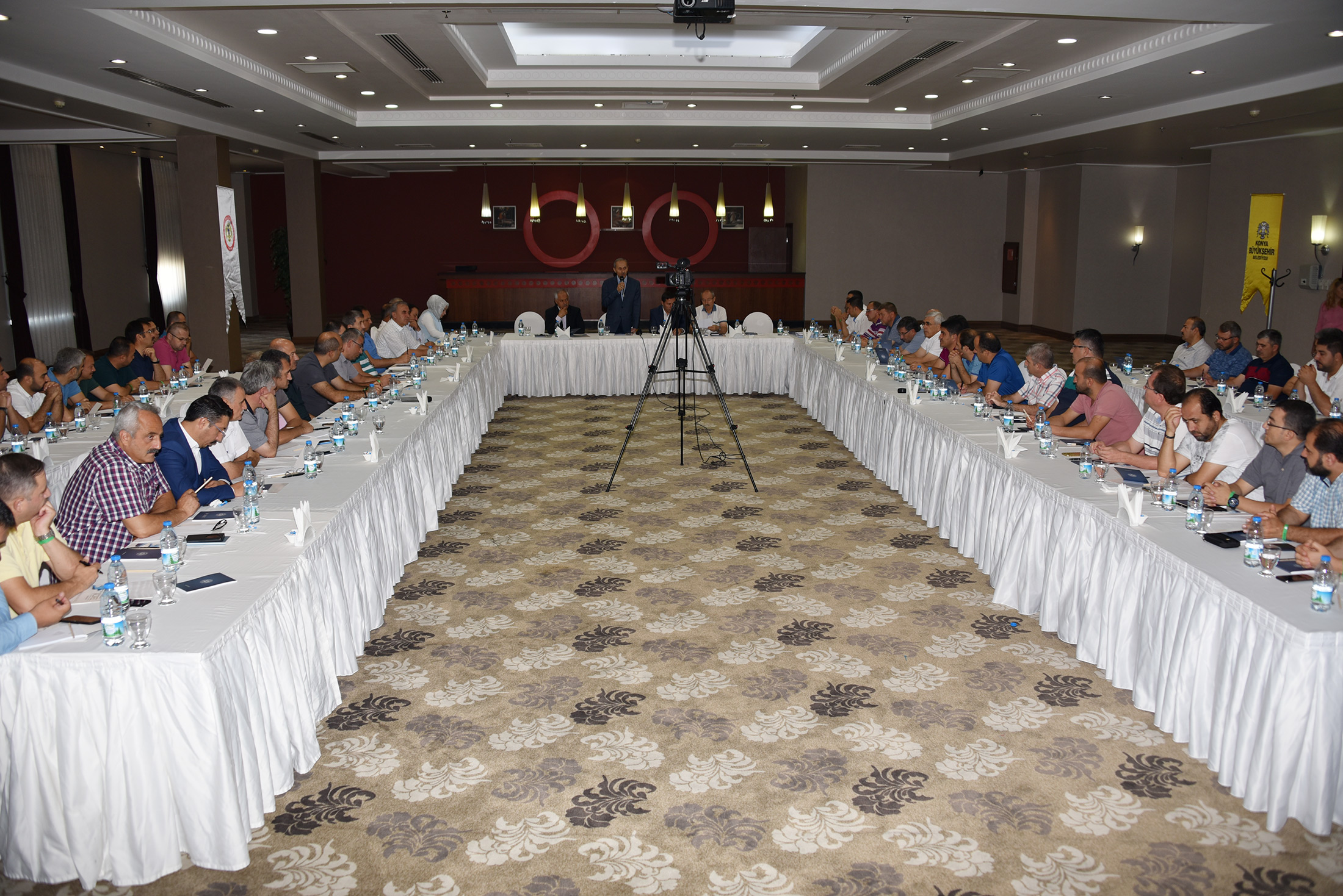 Büyükşehir'den Şube Müdürlerine Eğitim Semineri