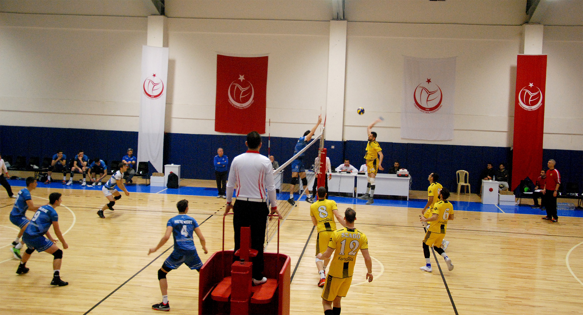 Voleybol Takımımızdan Bir Galibiyet Daha