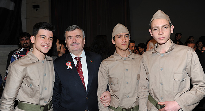Şehitlerin Mirasını Gelecek Kuşaklara Aktarmak İçin Çalışıyoruz
