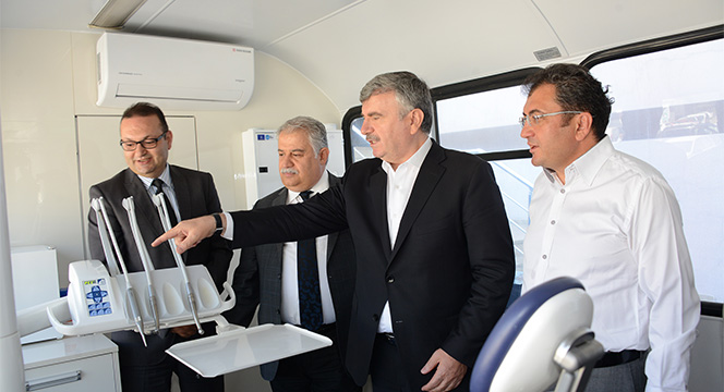 NEÜ Gezici Ağız ve Diş Sağlığı Kliniği Hizmete Başladı