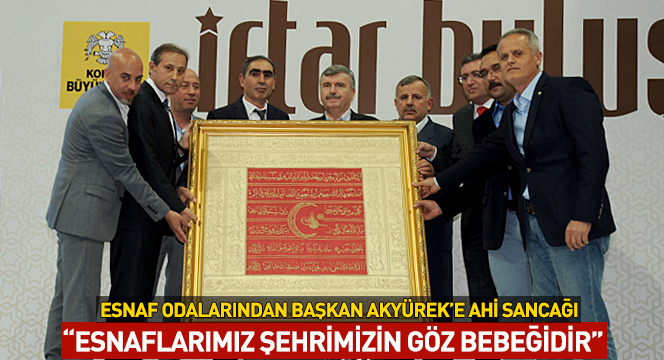 Esnaf Odalarından Başkan Akyürek'e Ahi Sancağı