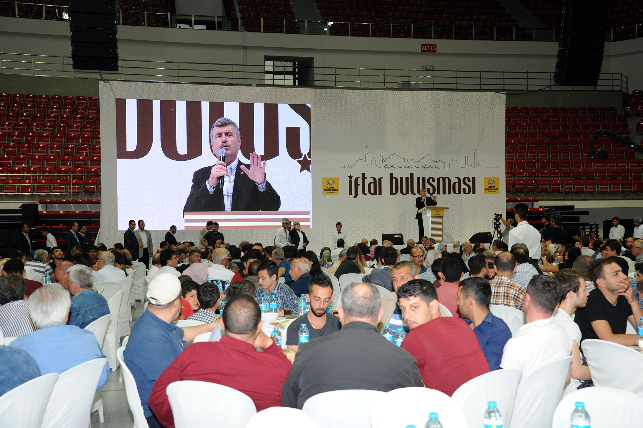 İslam Ümmeti Kaybettiği Yitiğini Arıyor