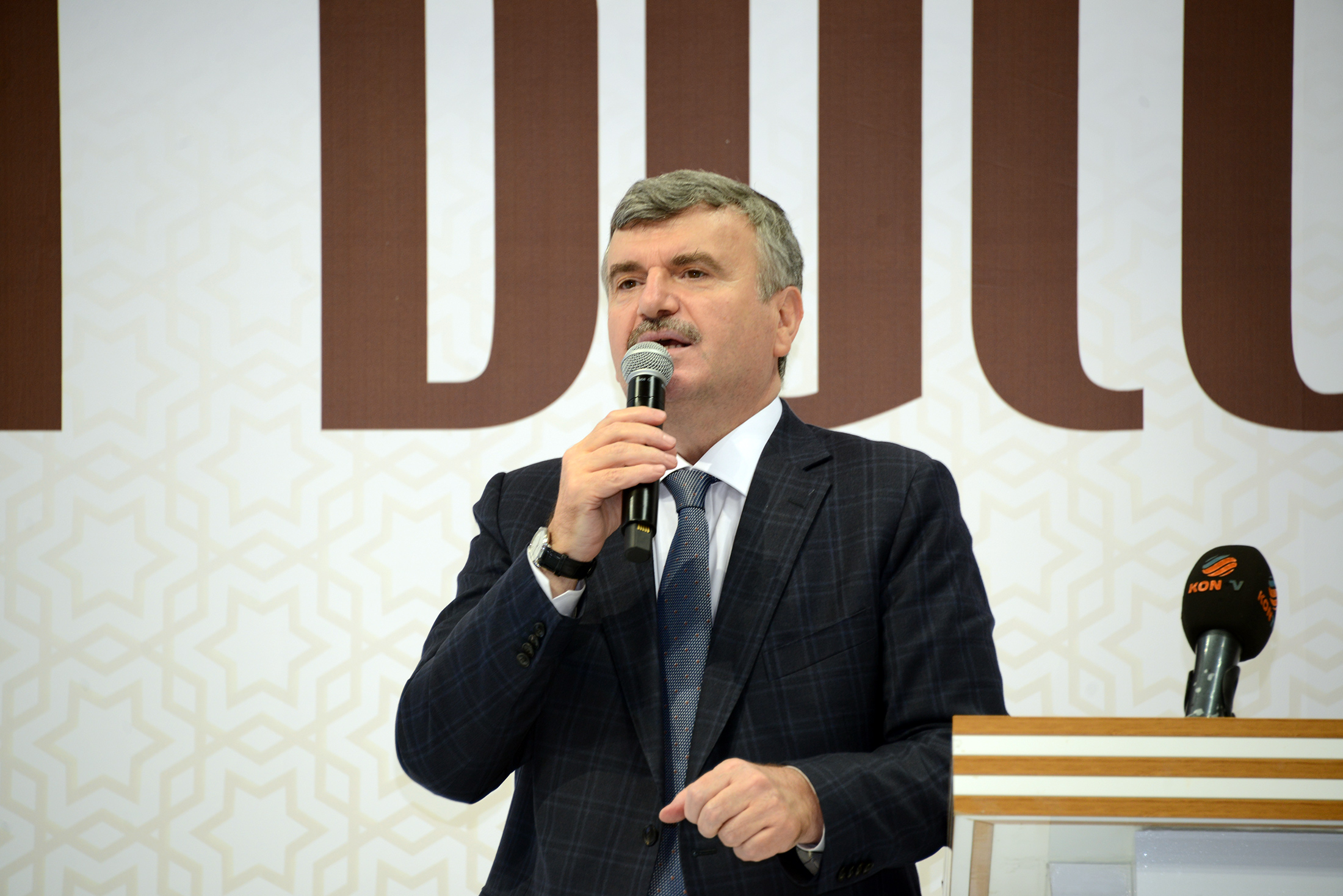 Başkan Akyürek, İftarda Gençlerle Buluştu