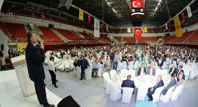'İslam Dünyasını Zulümlerden Elbet Kurtaracağız'