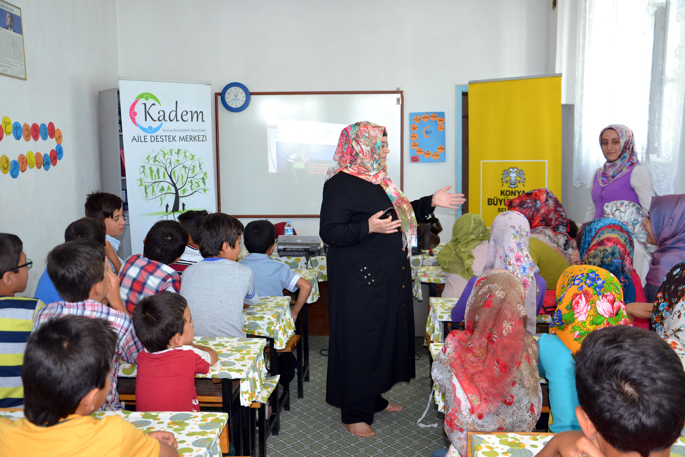Aile Destek Merkezi Uzmanları Yaz Kur'an Kursu Öğrencilerine Eğitim Verdi
