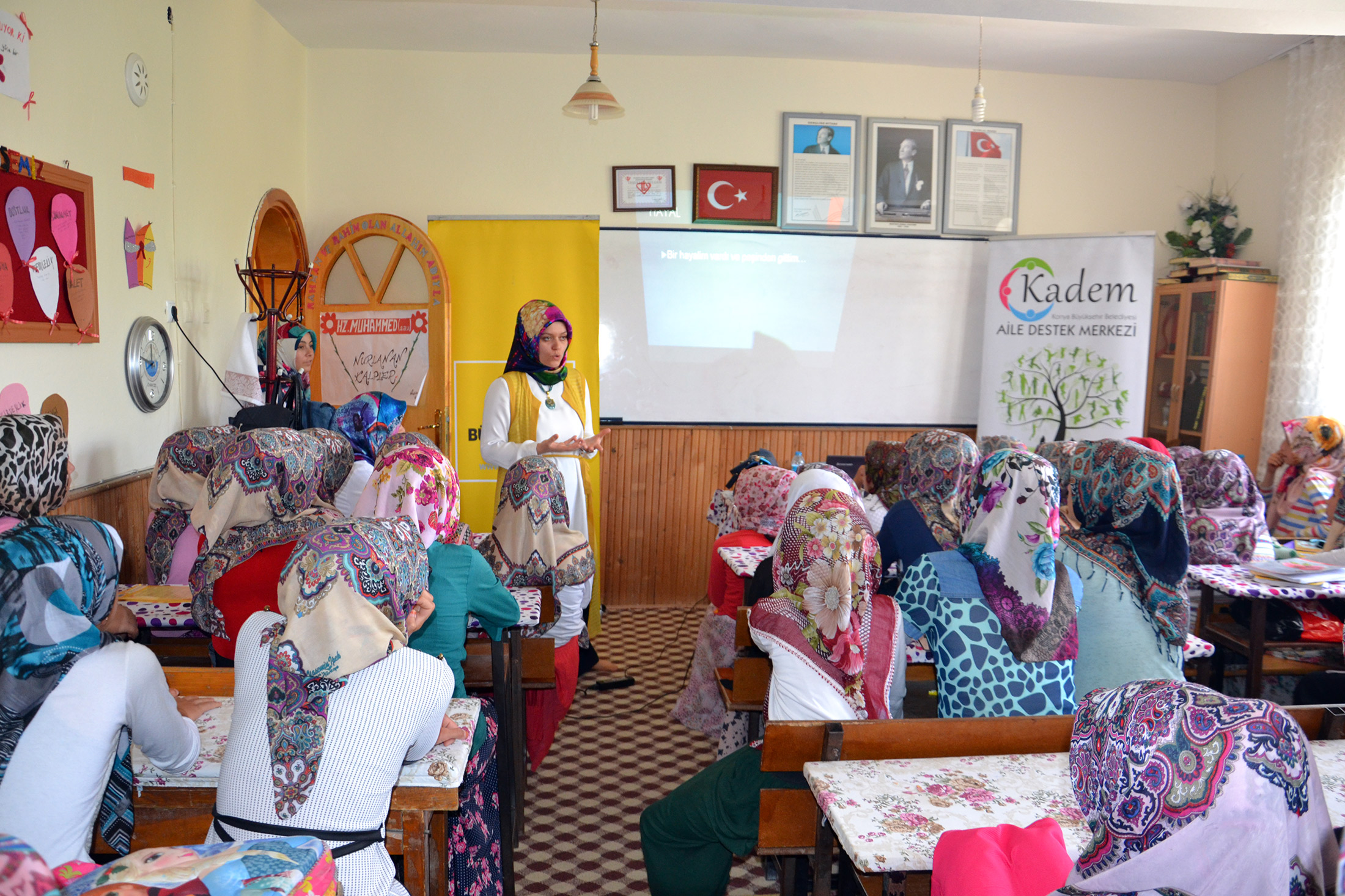 Aile Destek Merkezi Uzmanları Yaz Kur'an Kursu Öğrencilerine Eğitim Verdi
