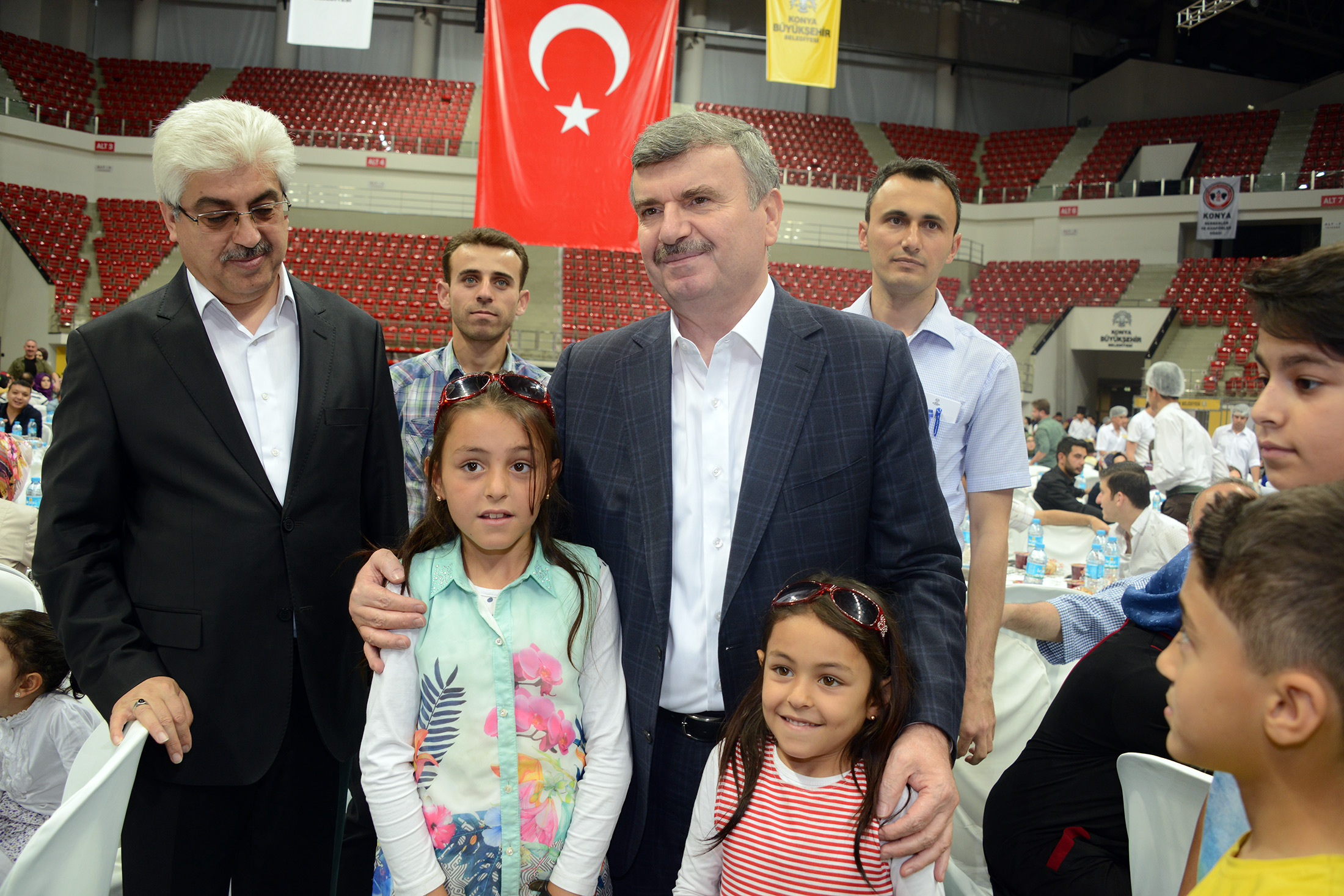Berber ve Kuaför Esnafı Büyükşehir'in İftarında Buluştu 
