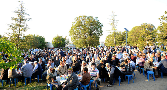 Konya'nın Manevi Mimarlarından Ladikli Ahmet Hüdai Hazretleri Anıldı.