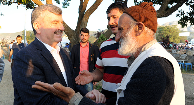 Konya'nın Manevi Mimarlarından Ladikli Ahmet Hüdai Hazretleri Anıldı.