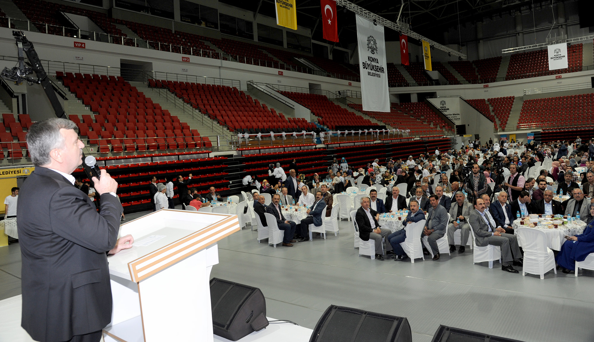 Başkan Akyürek Muhtarlarla İftarda Buluştu