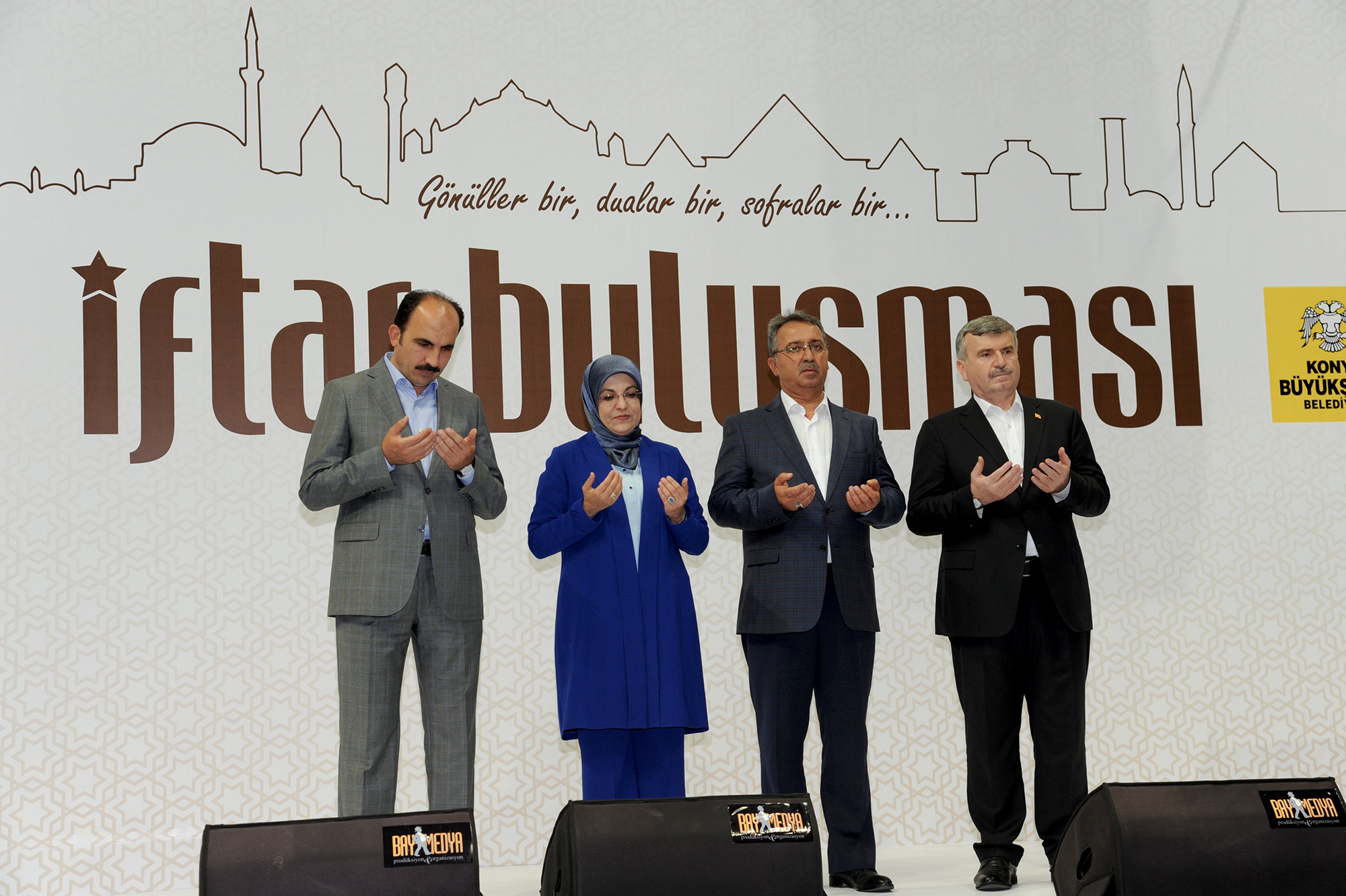 Başkan Akyürek Muhtarlarla İftarda Buluştu
