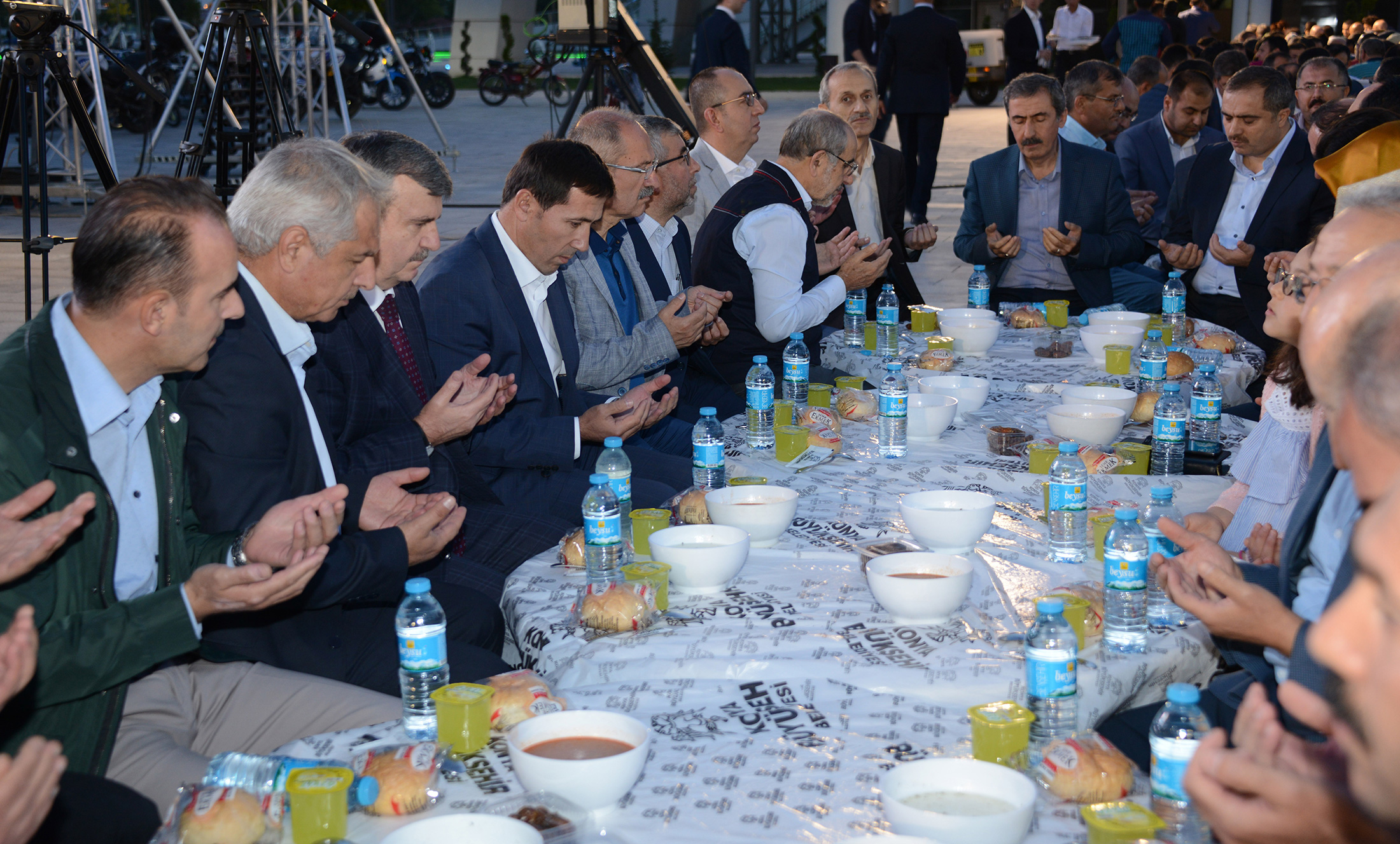 Bütün Yatırımlarda Çalışanlarımızın Alın Teri Var