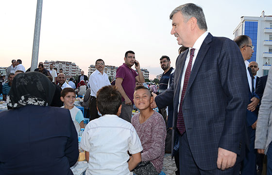 Bütün Yatırımlarda Çalışanlarımızın Alın Teri Var