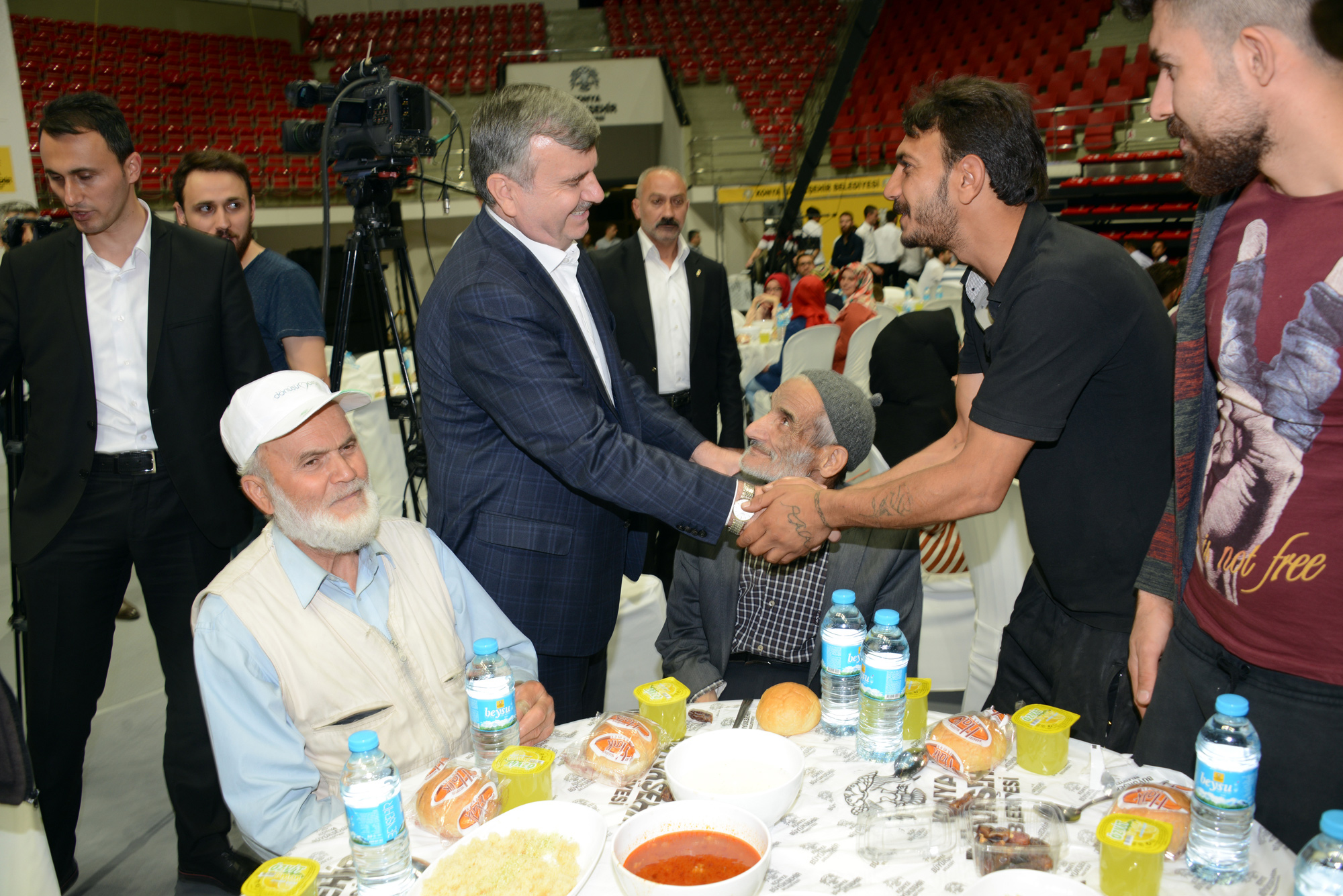 Çocuklarımızın Milli ve Manevi Değerlerle Yetişmesine Önem Verelim