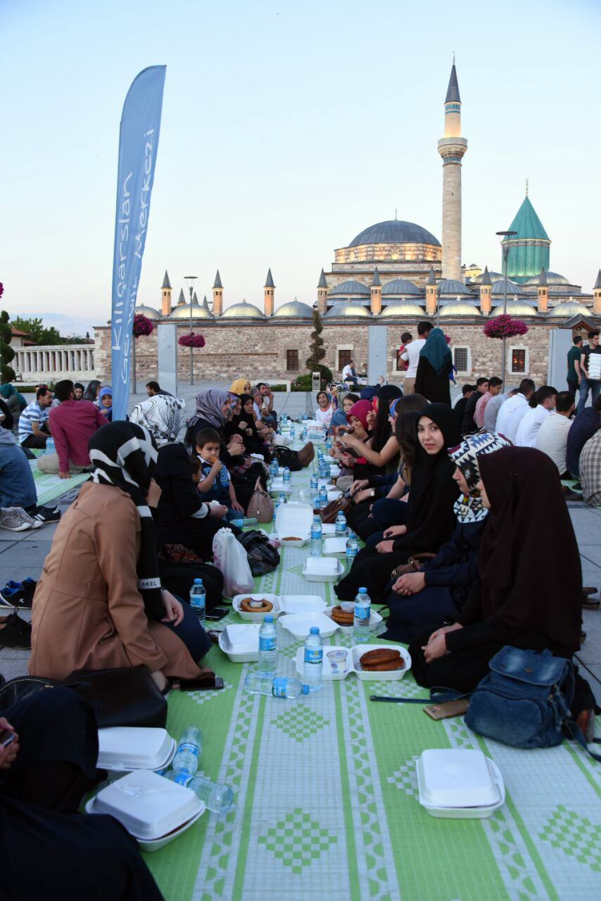 Çocuklarımızın Milli ve Manevi Değerlerle Yetişmesine Önem Verelim