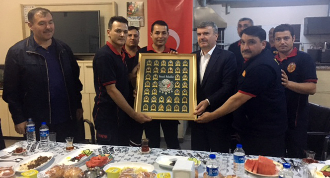 Çocuklarımızın Milli ve Manevi Değerlerle Yetişmesine Önem Verelim