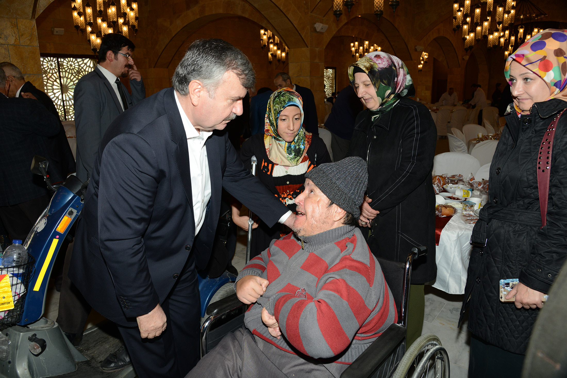 Başkan Akyürek Engelli Dernek Temsilcileri ve Üyeleriyle Buluştu