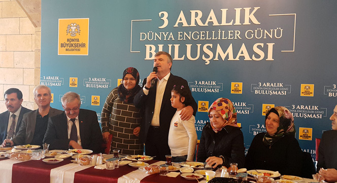 Başkan Akyürek Engelli Dernek Temsilcileri ve Üyeleriyle Buluştu
