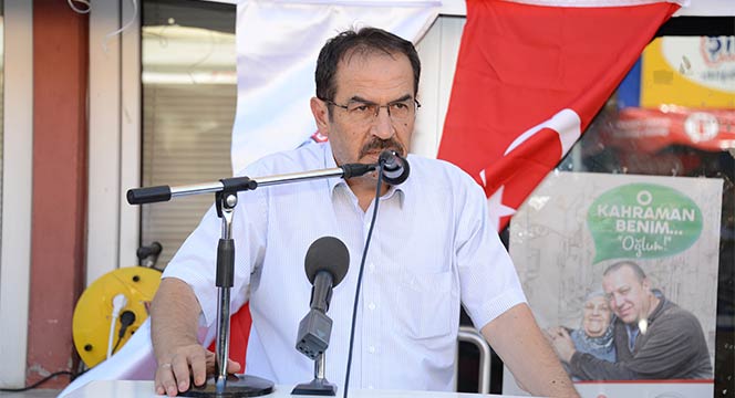 Büyükşehir\'den Üzüm Üreticisine Üzüm Sıkma Makinesi