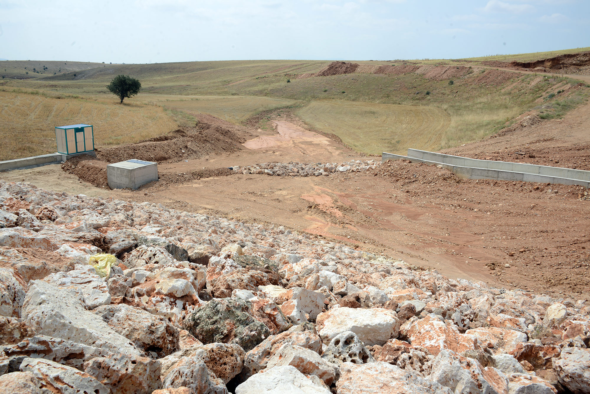 Büyükşehir'in Sulama Göleti Yatırımları Devam Ediyor
