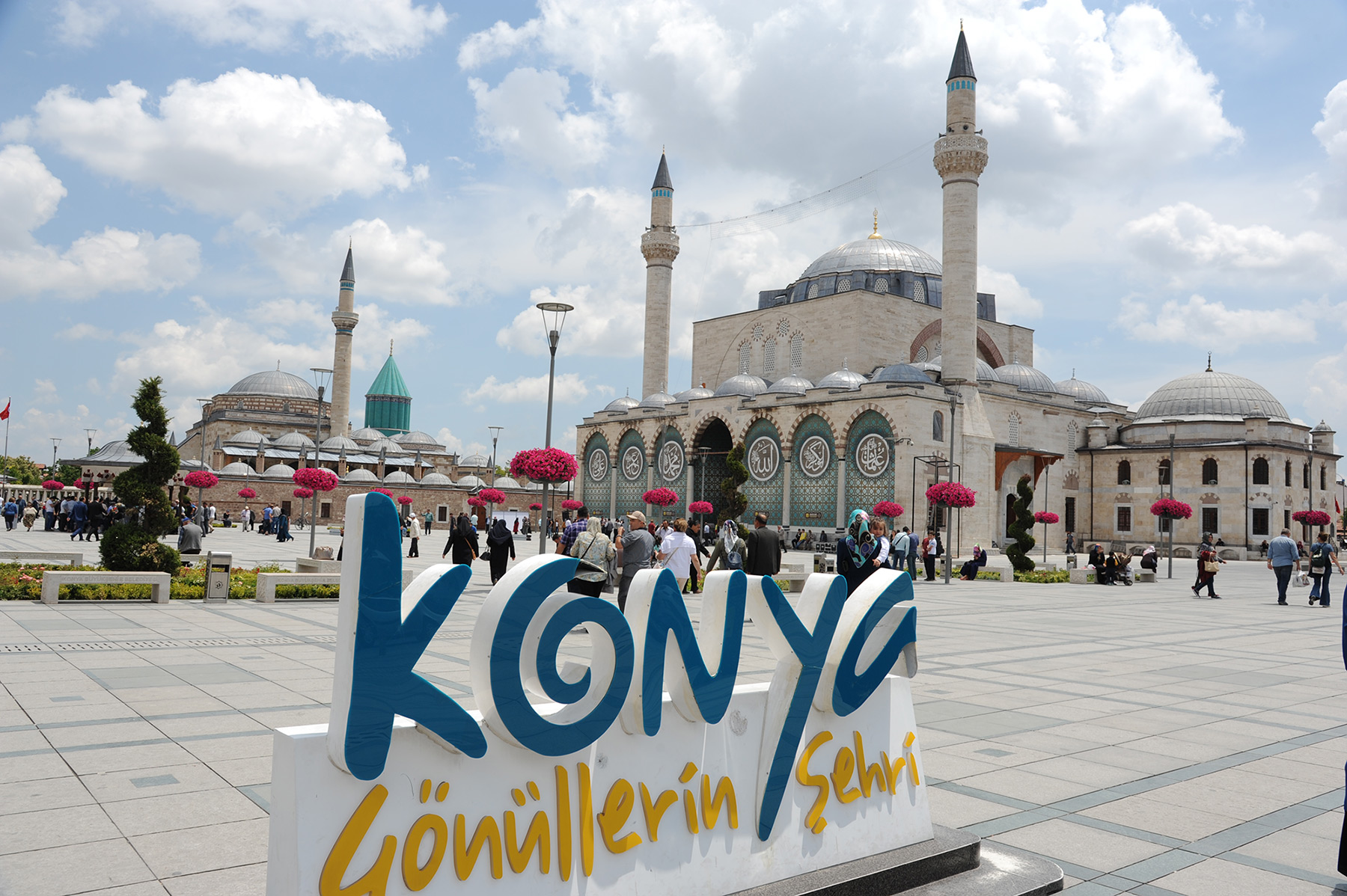 Tarihi Sultan Selim Camii Yeniden İbadete Açıldı
