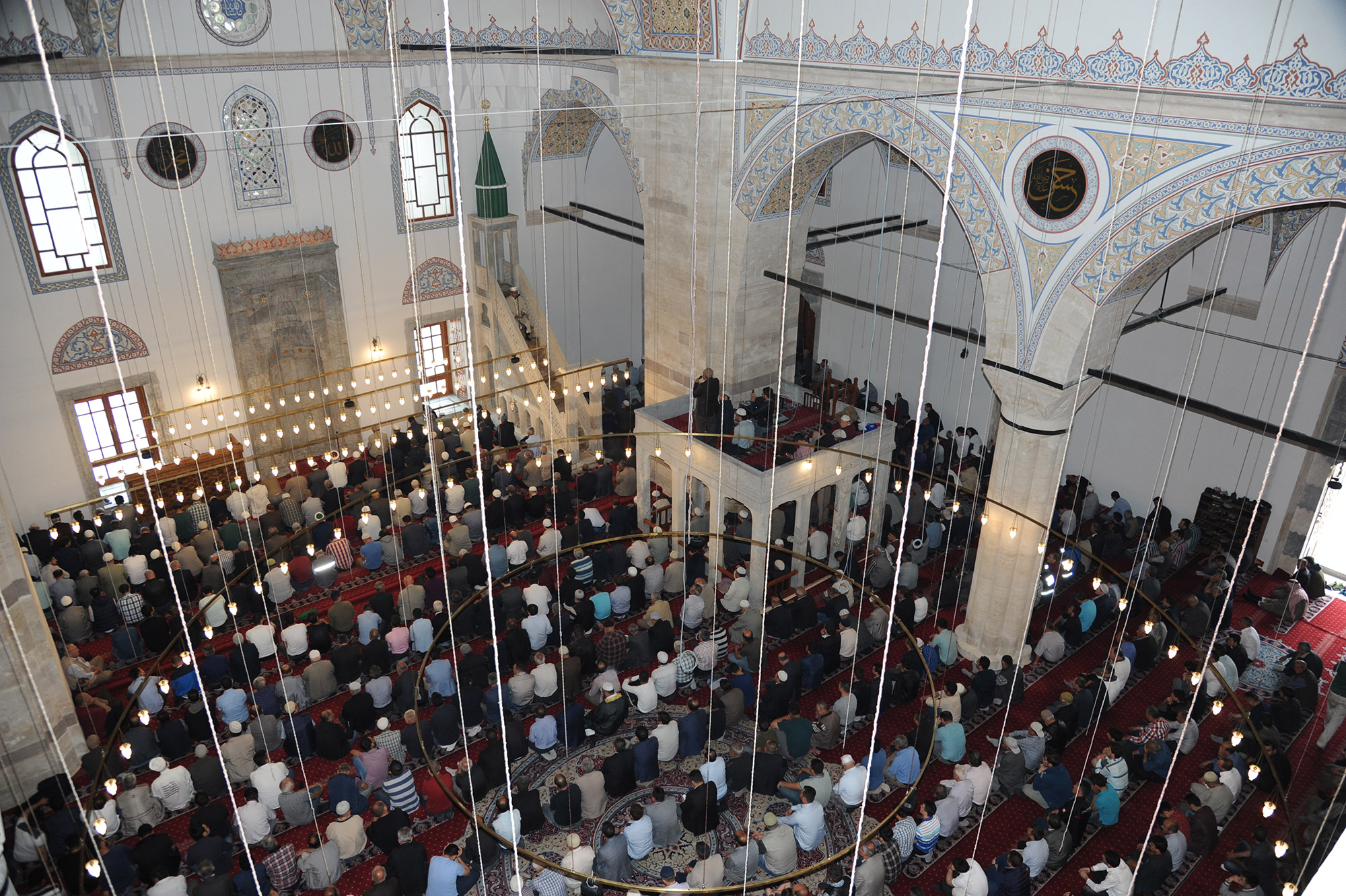 Tarihi Sultan Selim Camii Yeniden İbadete Açıldı