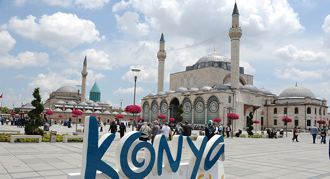 Tarihi Sultan Selim Camii Yeniden İbadete Açıldı