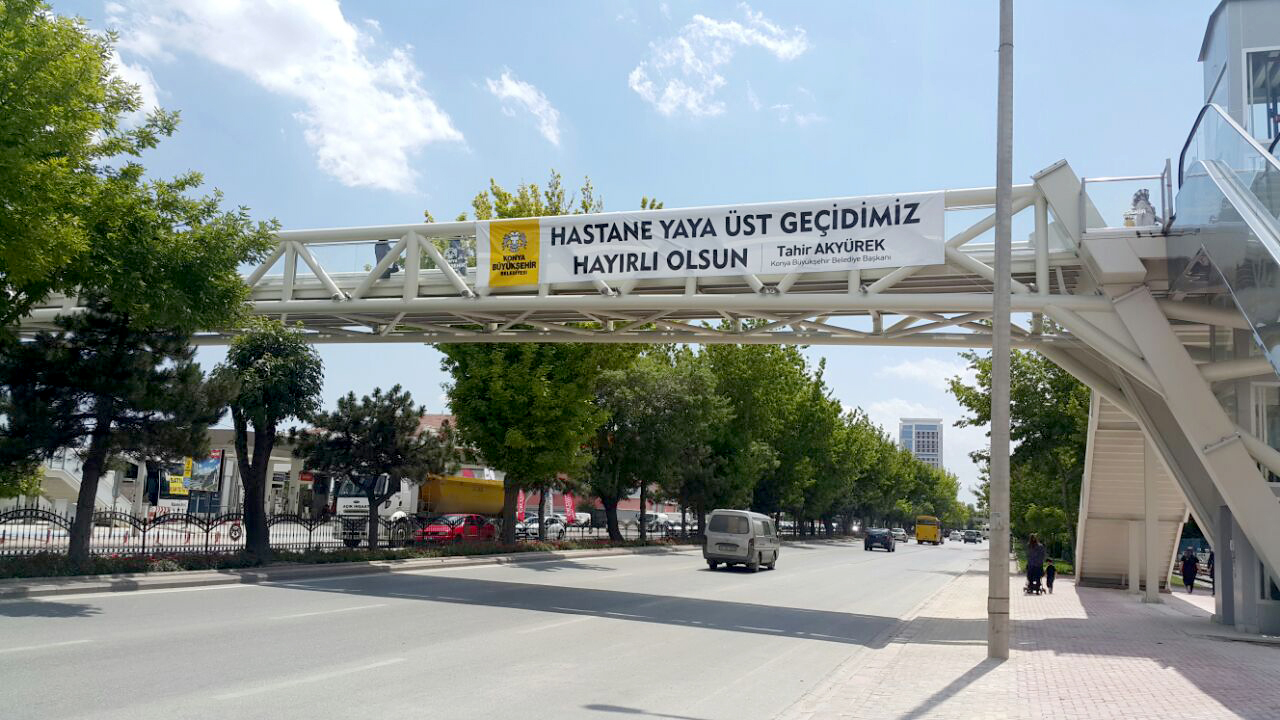 İstanbul Yolu Üzeri Yeni Doğumevi Yanındaki Yaya Üst Geçidi Hizmete Girdi