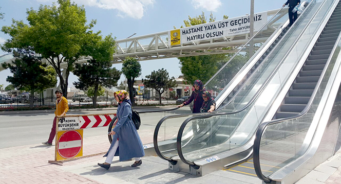 İstanbul Yolu Üzeri Yeni Doğumevi Yanındaki Yaya Üst Geçidi Hizmete Girdi