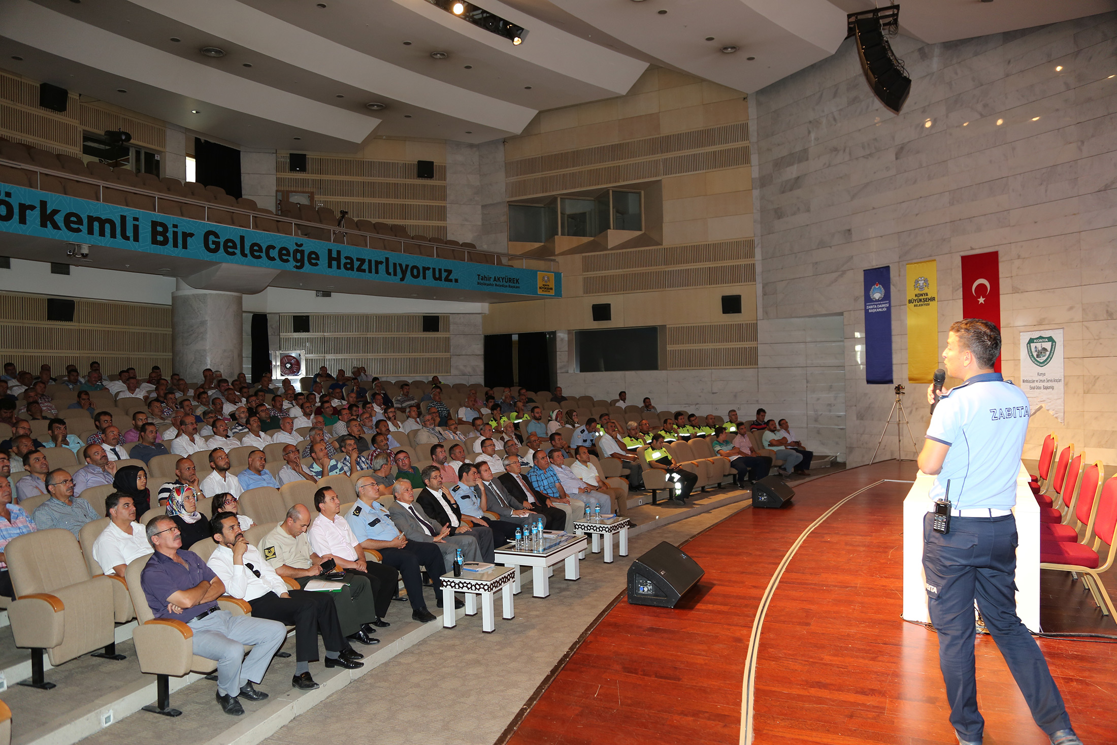 Okul Servis Şoförlerine Eğitim Verildi 