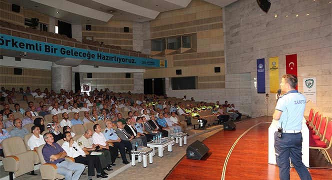 Okul Servis Şoförlerine Eğitim Verildi 
