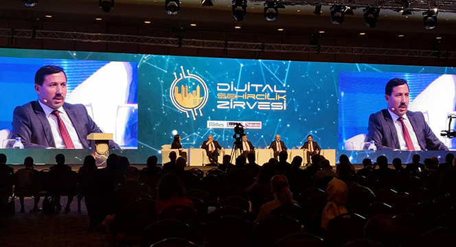 Dijital Şehircilik Zirvesi'nde Konya Anlatıldı