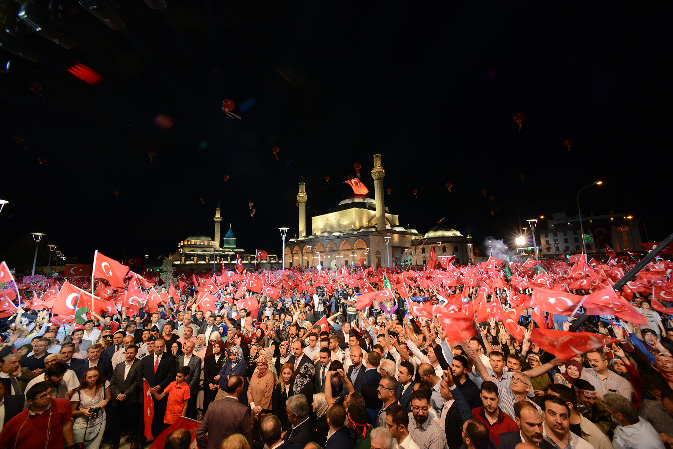 15 Temmuz'un İkinci Yılında On Binlerce Konyalı Nöbette Buluştu